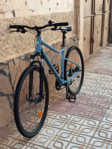 Decathlon Riverside Hybrid Bike ~ Almost New (3 Months Old)