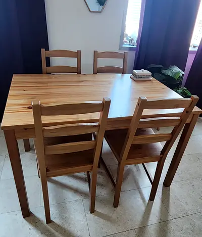 IKEA Dining Table with chairs