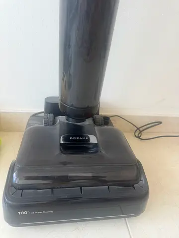 Vacuum cleaner washing
