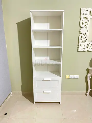 Ikea Bookcase with 2 drawers in Excellent Condition 60x190cm, no marks no damages, barely used. Pick