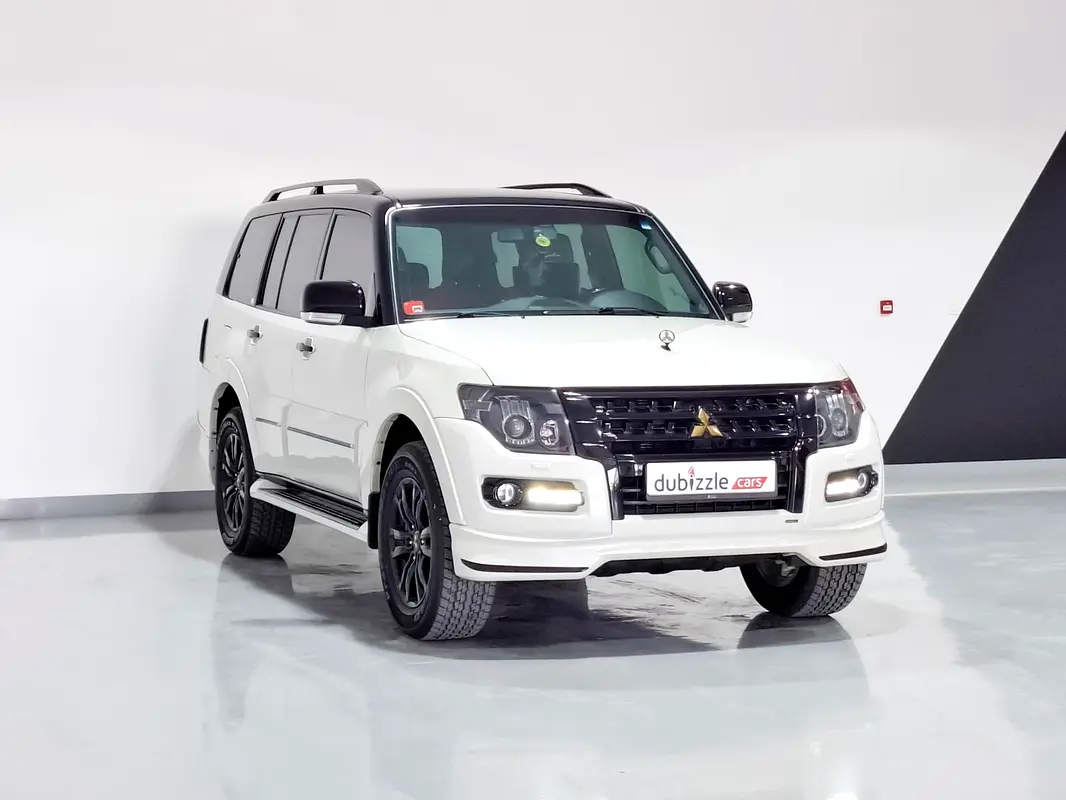 Mitsubishi Pajero 2020 — photo 1 of 16