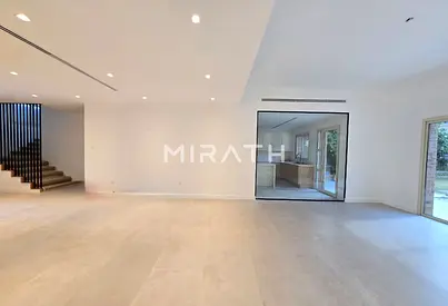 Modern Upgraded Villa | Pool | Gym Access
