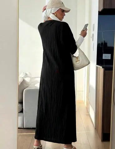 Black Long Modest Dress/Abaya - Lightweight Pleated Fabric, Size M - BRAND NEW