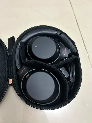 Sony WH-1000XM3 Noise Cancellation Headphone
