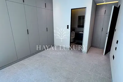 1BR Brand New | 6 Cheques | Vacant