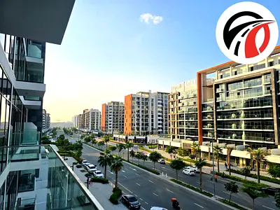 Spacious 2bhk / with laundry room / boulevard view