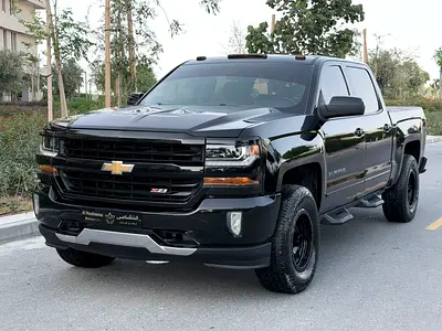 Chevrolet Silverado LT,modil 2017 Gulf specifications, in excellent condition