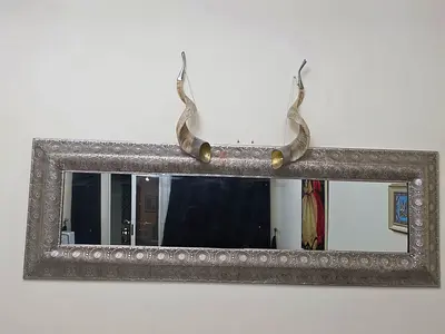 Large wall mirror/wall decor HOME CENTRE THROWAWAY PRICE