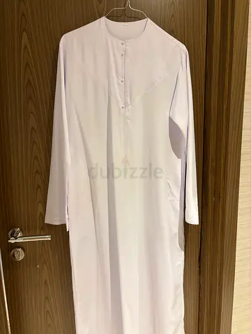 Traditional White Kandura / Thobe - Excellent Condition