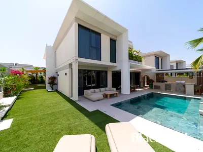 Full Upgraded | Private pool | Landscaped