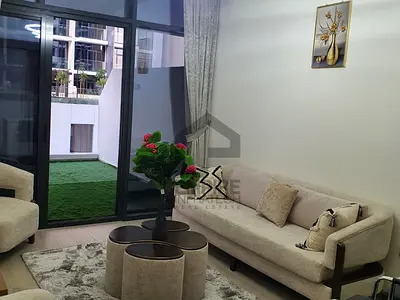 Lavish 1BR | Prime Location | Contemporary Living