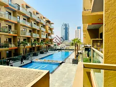 DISTRESS DEAL |CHILLER FREE | BELOW THE MARKET |POOL VIEW