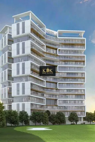 2BR Apartment | Condor Golf Links 18 | Balcony & City View | Gym & Pool Access