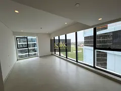 2BR Apartment | Condor Golf Links 18 | Balcony &amp; City View | Gym &amp; Pool Access