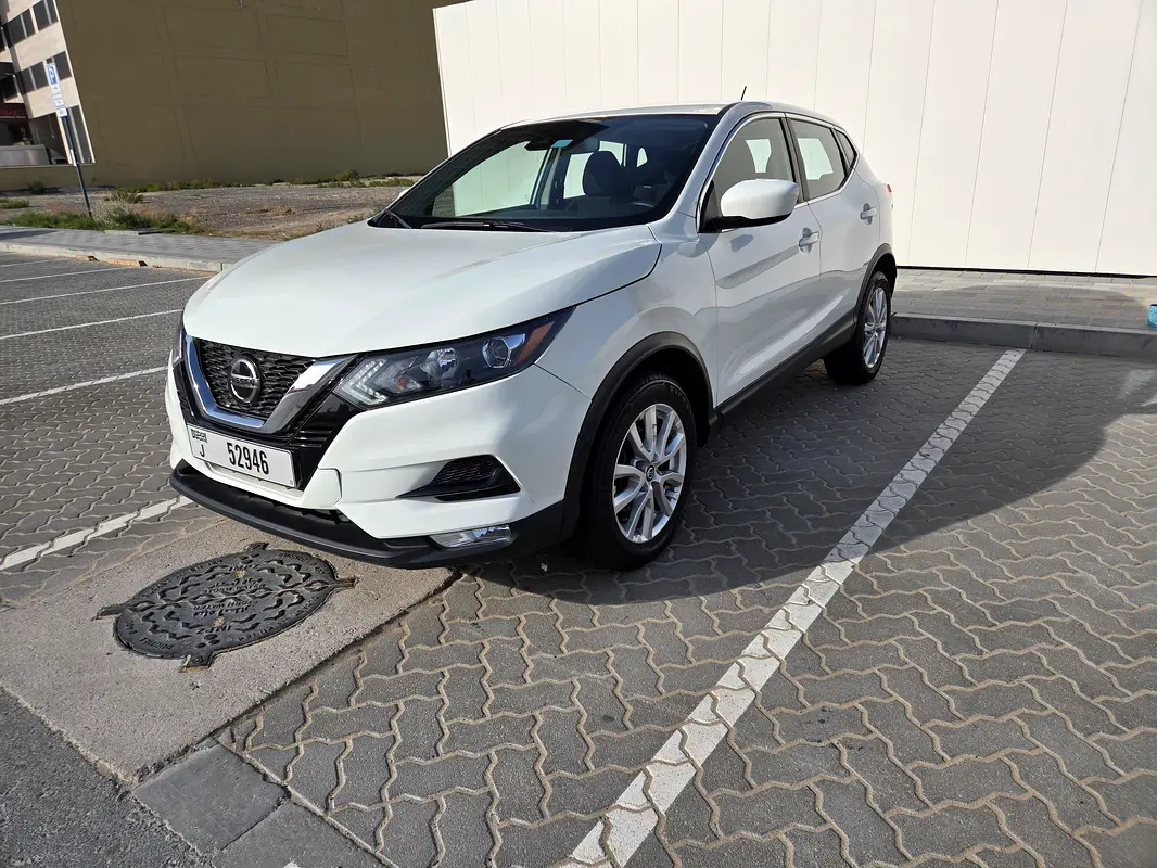 Nissan Rogue Sport 2022 — photo 1 of 19