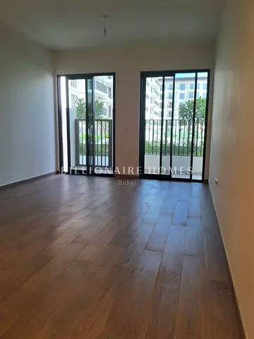 POOL VIEW | PRIME LOCATION | SPACIOUS UNIT