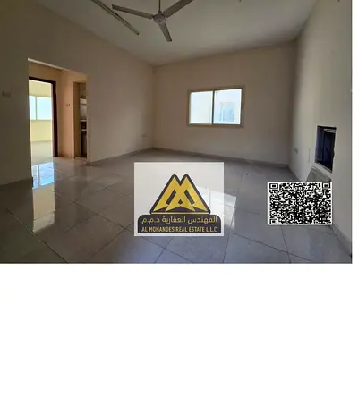شقة غرفة وصالة في العالية عجمان، مساحة واسعة، تكييف سبليت، بلكونة، قرب شارع الشيخ محمد بن زايد. 28,000 درهم سنويًا، 4 دفعات، موقع مميز.
