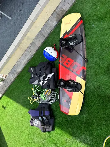 Full wakeboard equipment