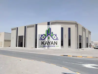 مجمع صناعي حديث بكامل التجهيزات – جاهز للتشغيل الفوري  مرونة تشغيل غير محدودة مع إمكانية الدمج لمساحة 13,000 قدم وكهرباء 200 كيلو وات