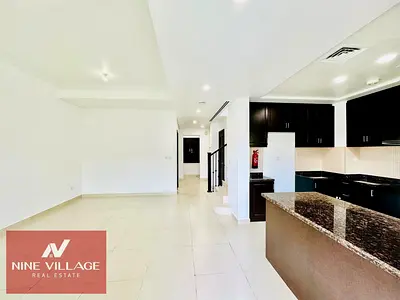 SINGLE ROW | POOL PARK PROPERTY | LANDSCAPED