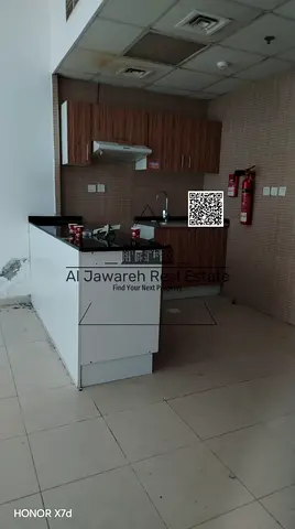 ايجار غرفه وصاله وحمامين مع بلكون \سيتي تاور\ عجمان