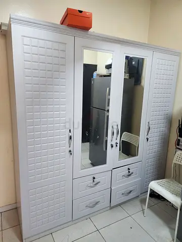 4 door Cupboard for sale