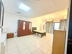 Master room available for rent on sheikh zayed road near financial centre metro