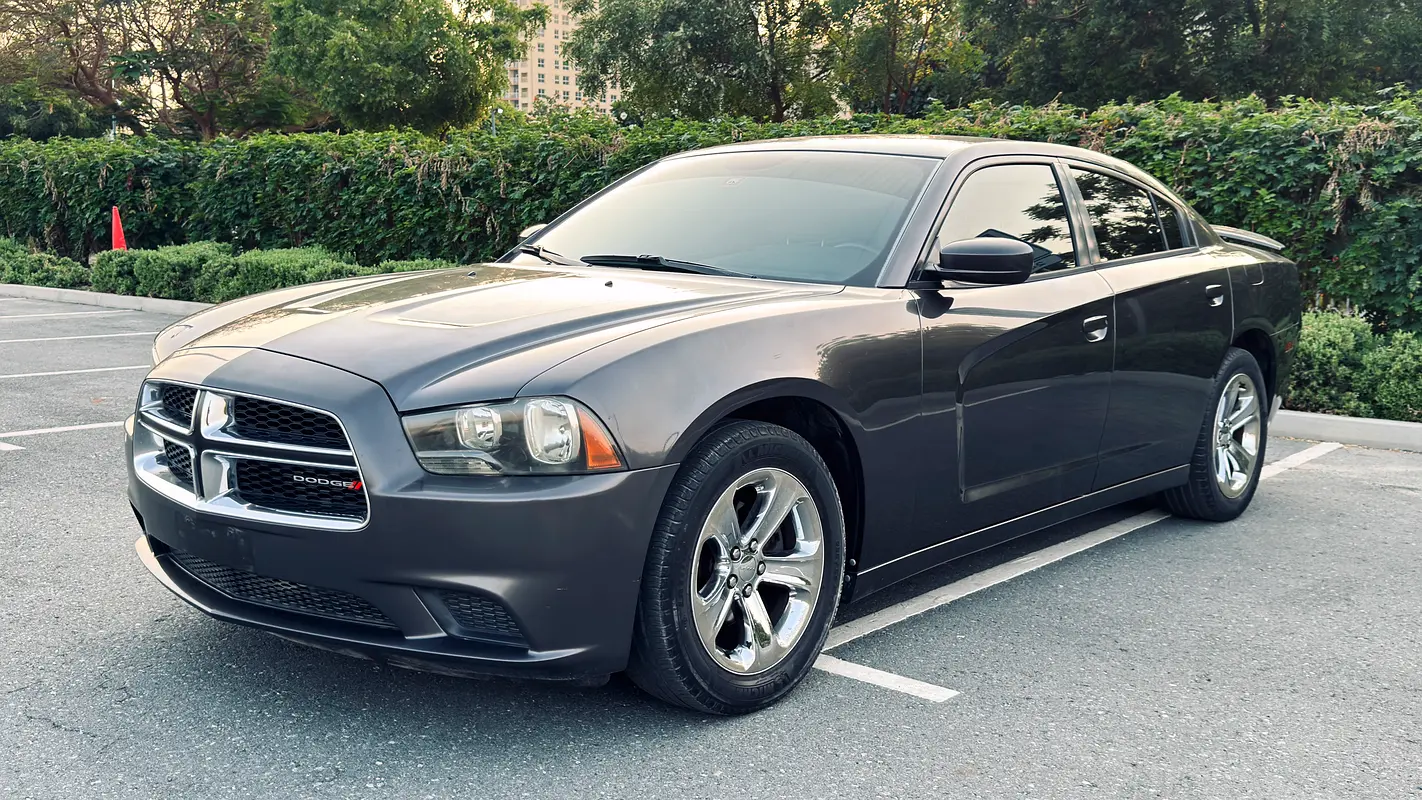 Dodge Charger 2014 — photo 1 of 19