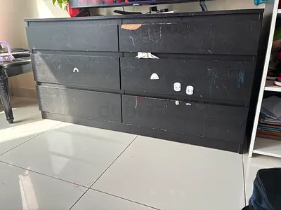 TV STAND