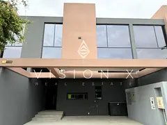 Contemporary Style | Premium Location | No Wait