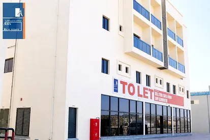 Brand New Commercial Unit in a Top Location in UAQ