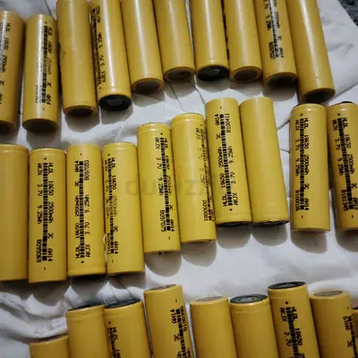 Lot of Used Rechargeable 18650 Lithium Batteries (Yellow)