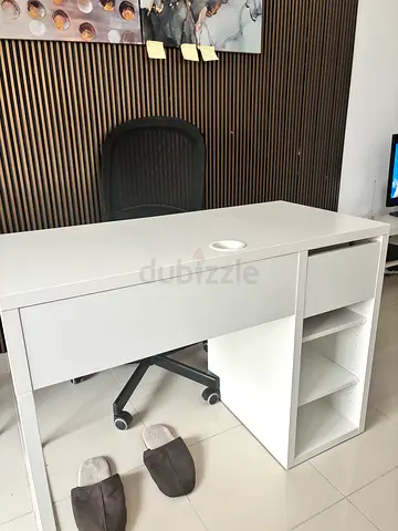 Ikea study table+chair