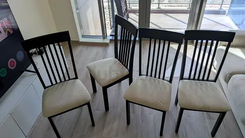4 - 6 Wooden Dining Chairs black with Cream Cushions