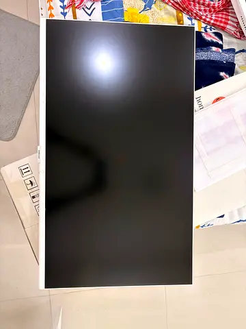 32 inch White Frameless LED Monitor - flawless Working Condition