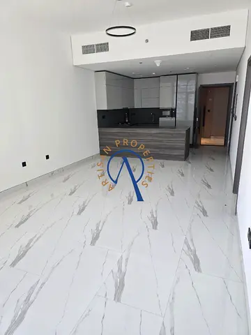 BRANDNEW | READY TO MOVE IN | PRIME LOCATION