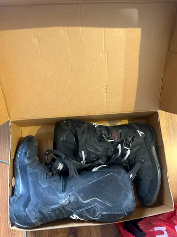 Motorcycle boots