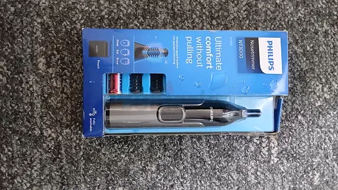 Philips Nose  Ear Trimmer NT1500 - Near New, Lightly Used