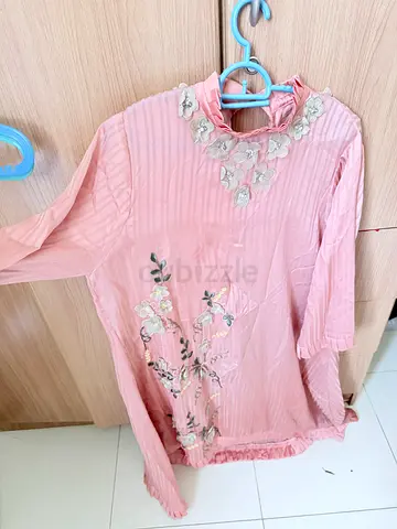 Light Pink Embroidered Womens Tunic / Kurta - Size Medium