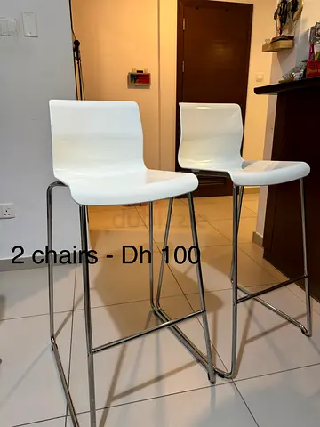Set of 2 White Bar Stools with Chrome Legs - Good Condition