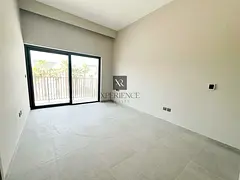 VACANT SOON | FLEXIBLE CHQ | CORNER UNIT