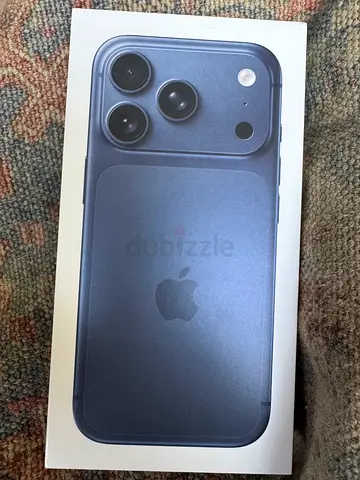 SEALED/BRAND NEW GIFT💥              iPhone 17 Pro Max 1TB (boxed) — Blue (Original Box)