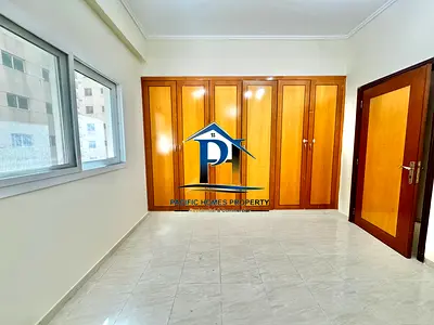 NEXT TO POND PARK| FREE PARKING | 2 BHK| HUGE FLAT | OPEN VIEW
