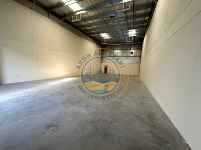 LUXURY WAREHOUSE _Very Prime location _Business Center _Only For Storage _Price 120k