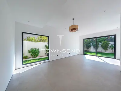 Fully Renovated | Type 6 | Close to Pool and Park