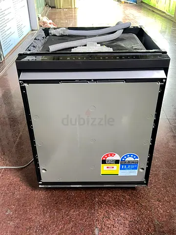 Samsung Built in Dishwasher Three Rack With Full Touch Panel Mint Use