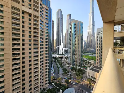 Fully Furnished 1BH | Burj Khalifa View | Vacant