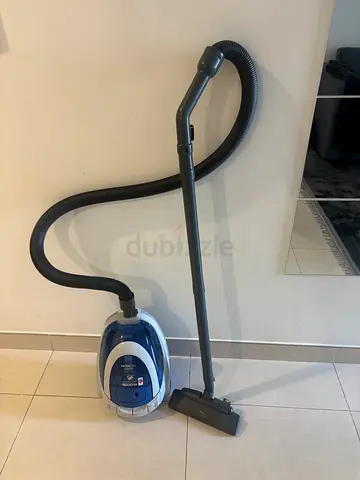 Vacuum Hitachi
