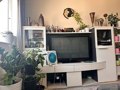 Tv stand