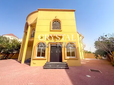 Spacious Villa | Massive Front and Backyard | Family Oriented Community | Bright & Well-maintained